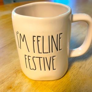 RAE DUNN  Artisan Collection coffee mug